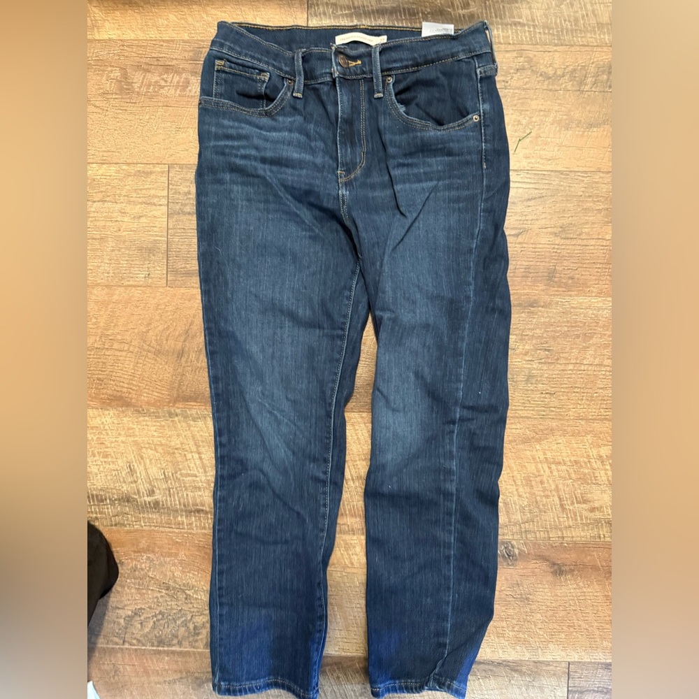 Levi's Women's 724 High Rise Straight Crop Jeans